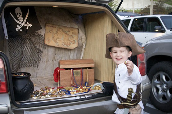10 Days of Thrifty Halloween Ideas: Day 10 (Trunk or Treat ...