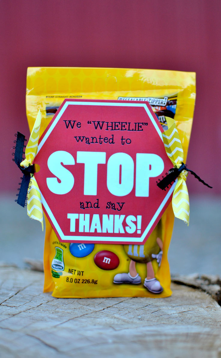 "Stop and say THANKS" Bus Driver Gift Idea (FREE PRINTABLE)