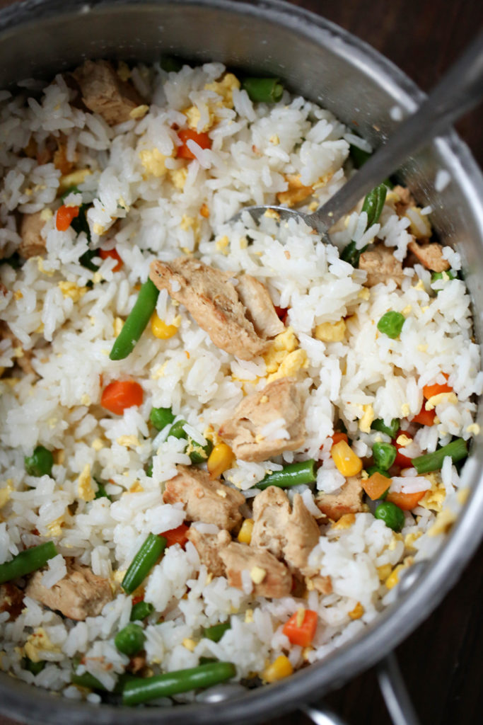 pollo frito arroz