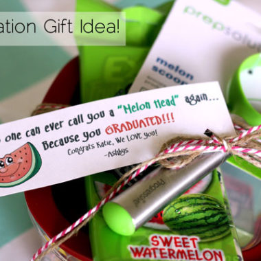 I am in love with this graduation gift idea! So fun!