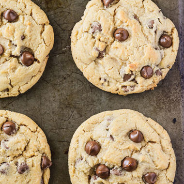The MASTER Chocolate Chip Cookie Recipe. I've found it! | happymoneysaver.com