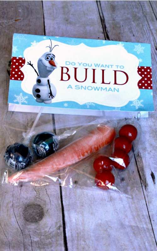Do you want to build a snowman also a great neighbor gift for Christmas. #happythoughts #winter #neighborgifts