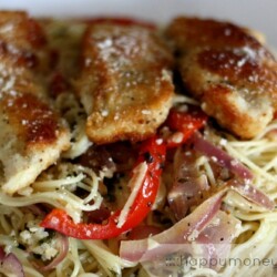Chicken Scampi Recipe- Better than Olive Garden! ::happymoneysaver.com:: #pasta #chickenscampi #olivegarden #homemade