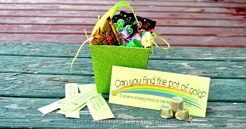 Here is a great idea to speak your day with a St. Patrick's Day holiday treasure hunt! #happythoughts #treasurehunt