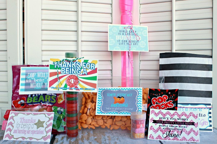 These Girls camp FREE printables are a sure way to put a smile on someone's face as they are at camp. Poprocks, bubbles, oreos, starburst candy ideas + more