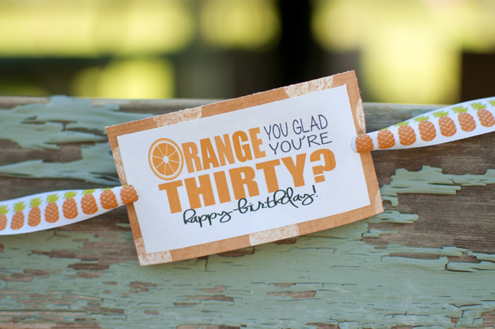 Choose between two printables for this orange birthday package idea! #happythoughts #happybirthday #orange