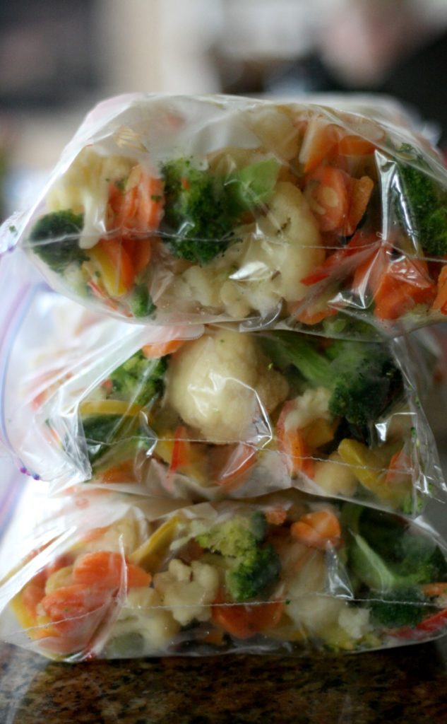 A great recipe and step by step directions for making homemade freezer stir-fry. A healthy freezer meal that can be made up in minutes on those busy nights!