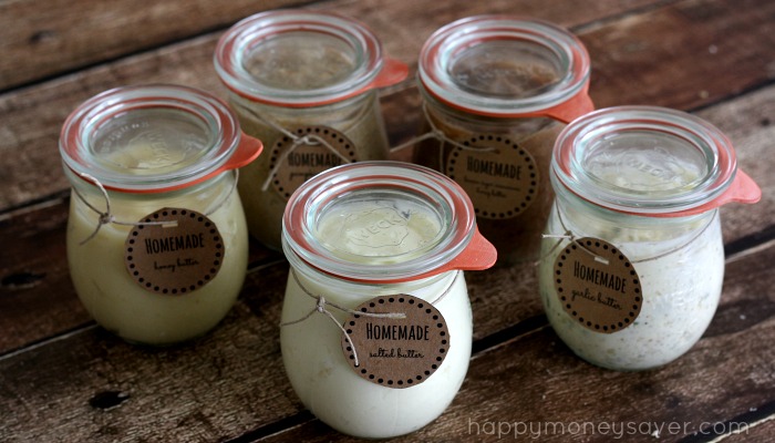 I love these 5 amazing homemade flavored butter recipes! Homemade bread and a jar of homemade butter would be a great gift to give for any occasion. Free printables included! Recipes for -Salted butter, honey butter, garlic butter, pumpkin spice butter & brown sugar cinnamon honey butter.