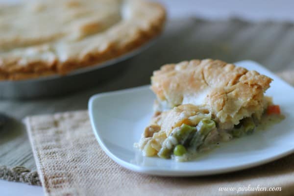 Turkey Pot Pie A delicious turkey pot pie can satisfy the entire family! 