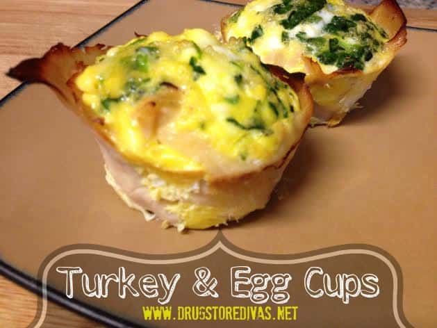 Turkey and Egg Cups Adding leftover Thanksgiving Turkey to a breakfast idea? Now that is genius! 