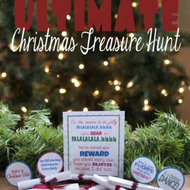 This is the best Christmas Treasure Hunt out there! Hurry and print out these free printables! #happythoughts #christmas #treasurehunt