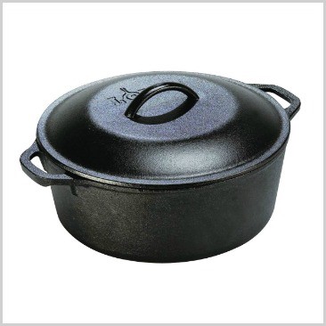 A black 5-quart Dutch oven with a lid on top.