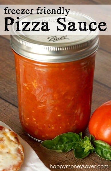 You've got to try this Simple Pizza Sauce Recipe...you will never want to go back to store bought again! Healthy, delicious, frugal and so easy to make! | happymoneysaver.com