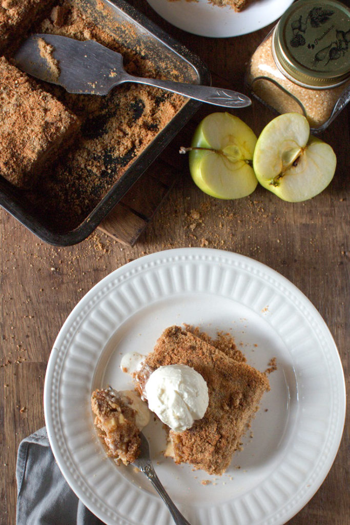 Great Grandma's Apple Brown Betty Recipe