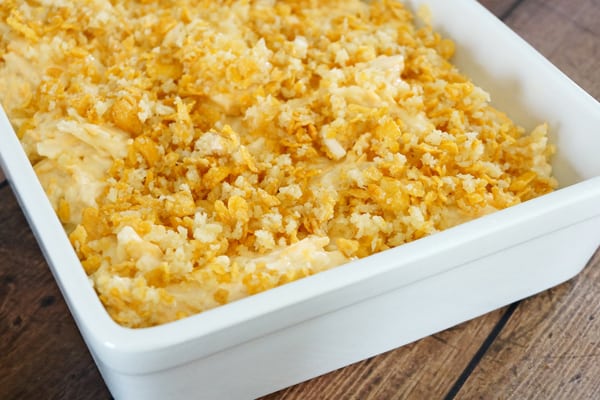 This Cheesy Potatoes Recipe is absolutely delicious and so easy to make! You'll want to stock up your freezer, it's perfect with breakfast, lunch or dinner! | happymoneysaver.com