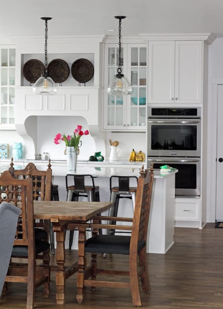 Frigidaire Gallery Double Oven set looks so wonderful in the HappyMoneySaver Kitchen! 