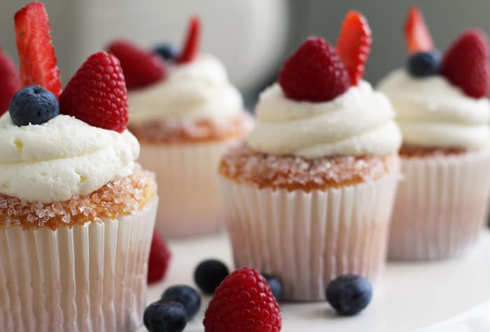 Berries in a Cloud cupcake Recipe - the best cupcakes in the whole world. 