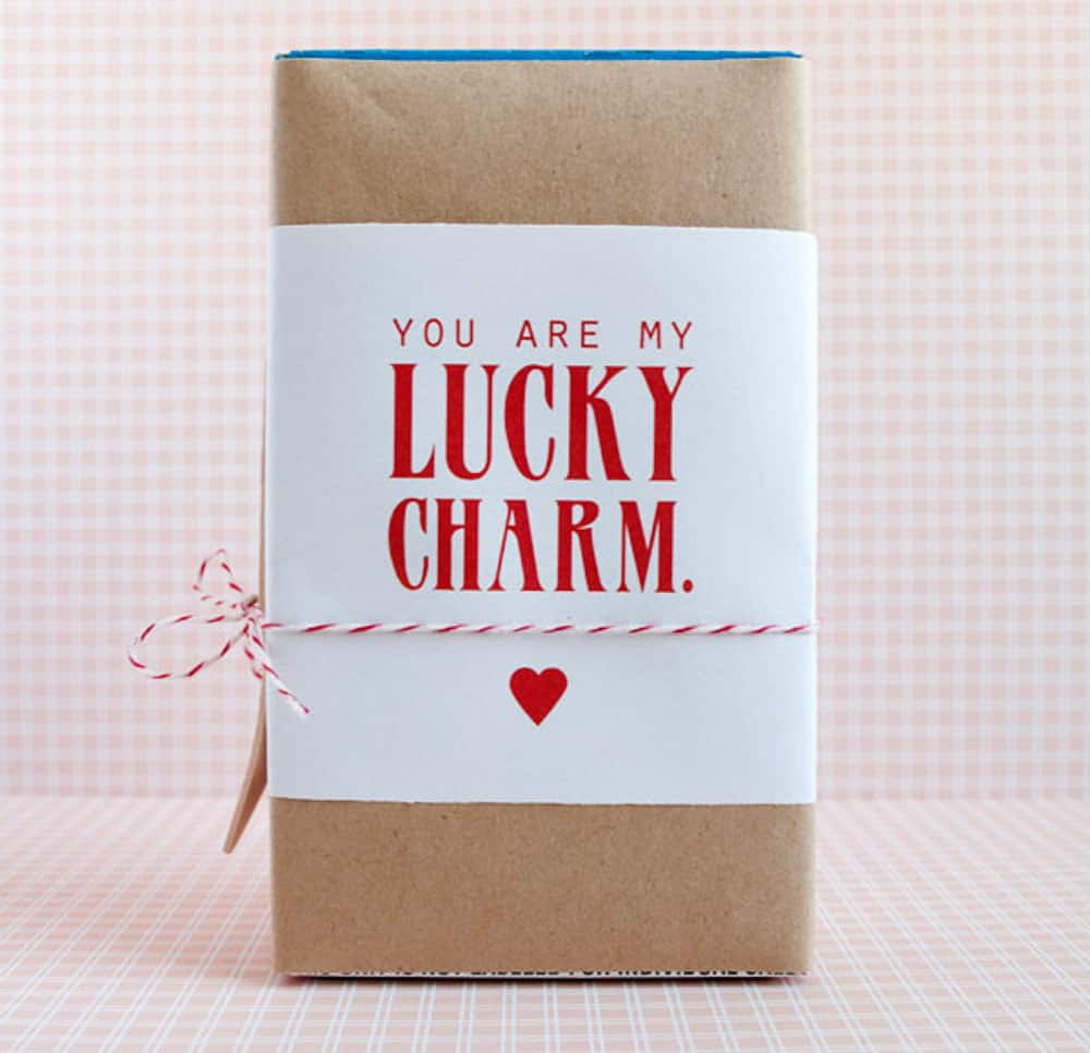 25+ Homemade Valentines ideas for Children including this lucky charms cereal mini box valentine. 