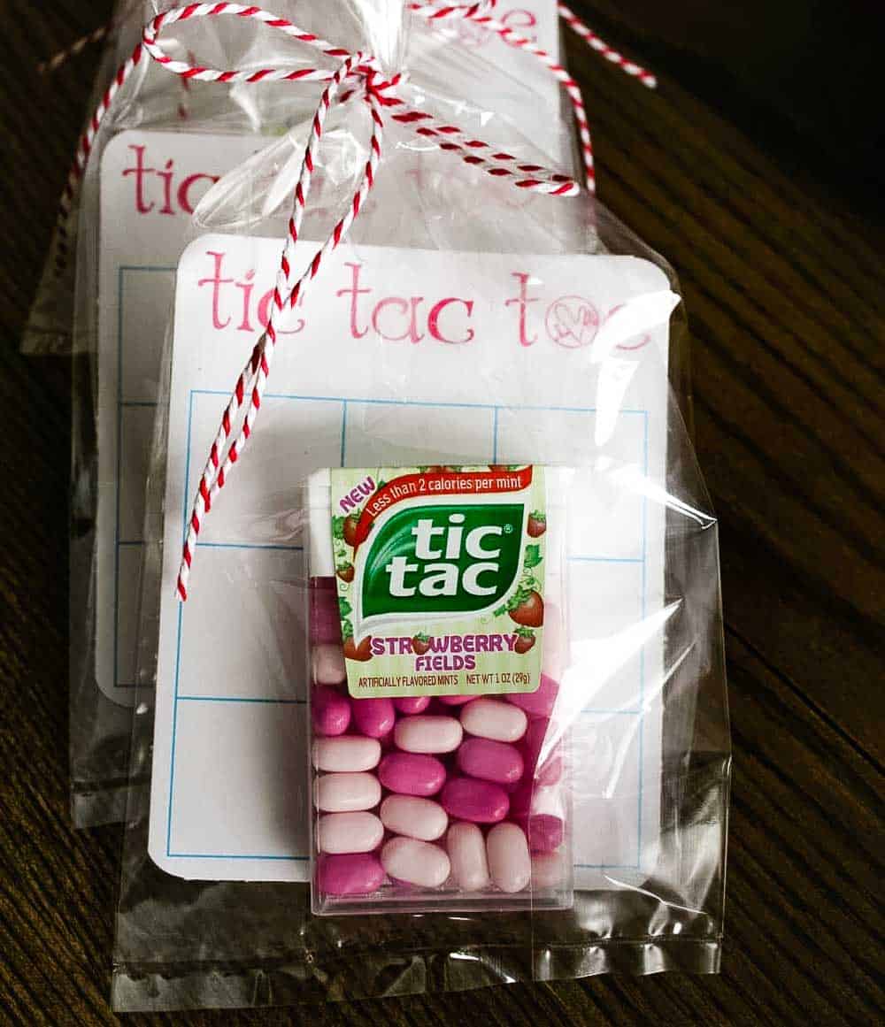 Tic Tac Toe Diy Valentines for Kids. 