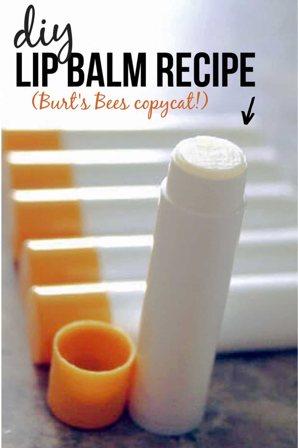 Easy Minute Lip Balm Recipe Burt S Bees Copycat Happymoneysaver