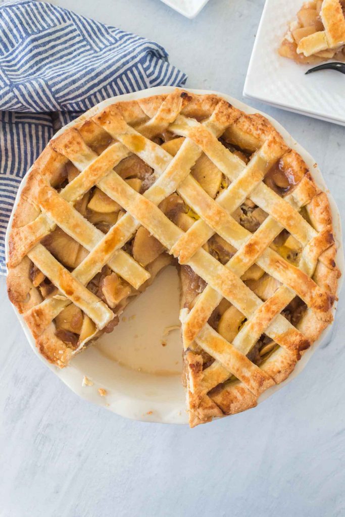 The Best Apple Pie Recipe Ever | HappyMoneySaver