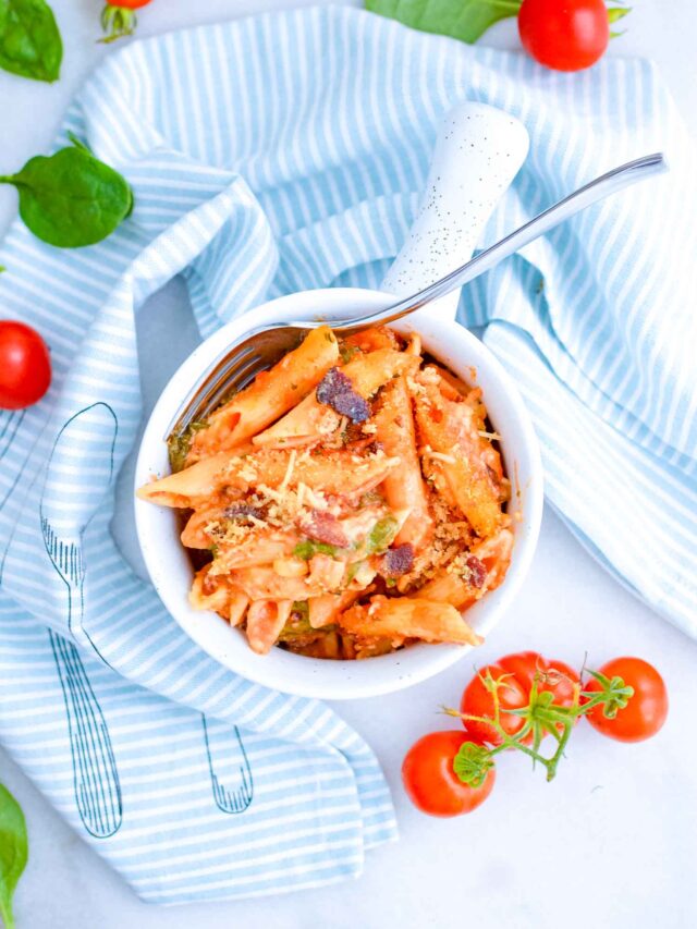 Baked Chicken Pesto Alfredo Pasta - Happy Money Saver